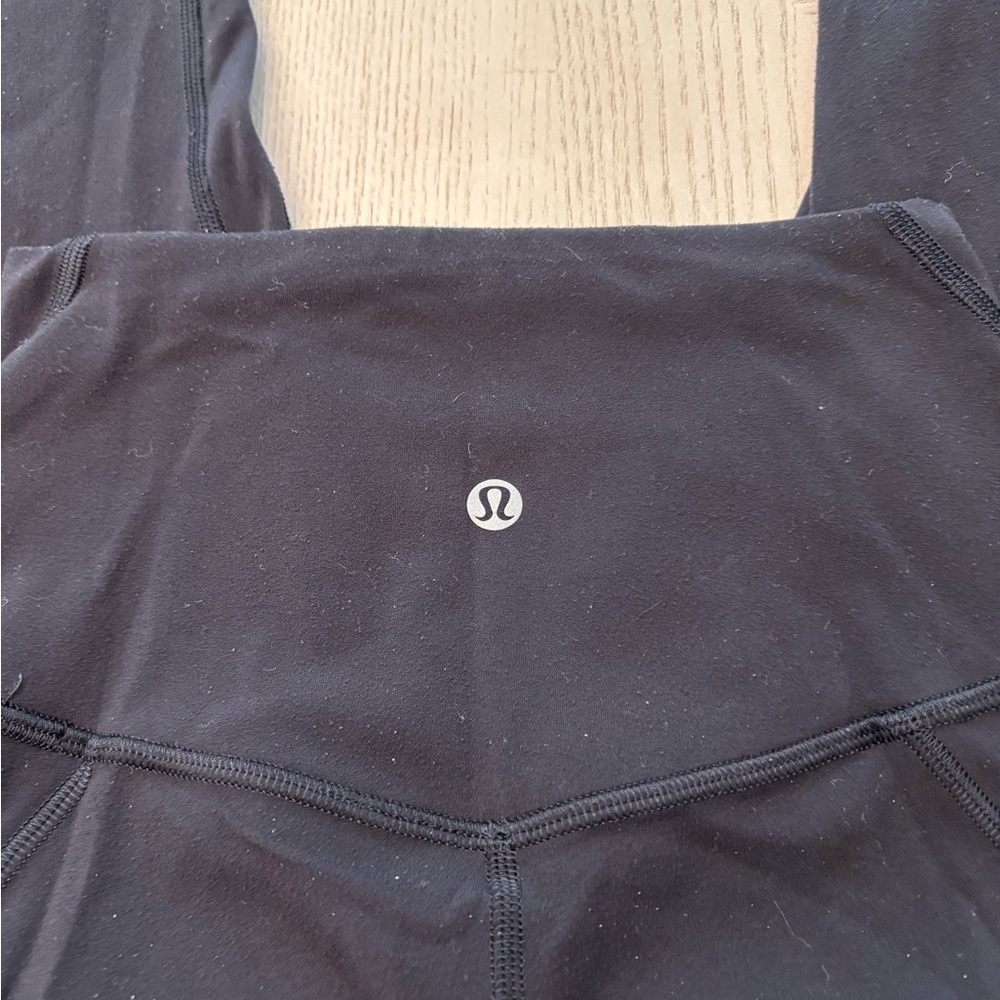 Lululemon Black‎ Leggings Sz 2 - Picture 3 of 8